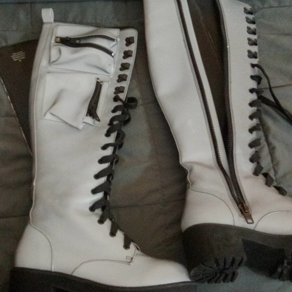 Current mood knee highs